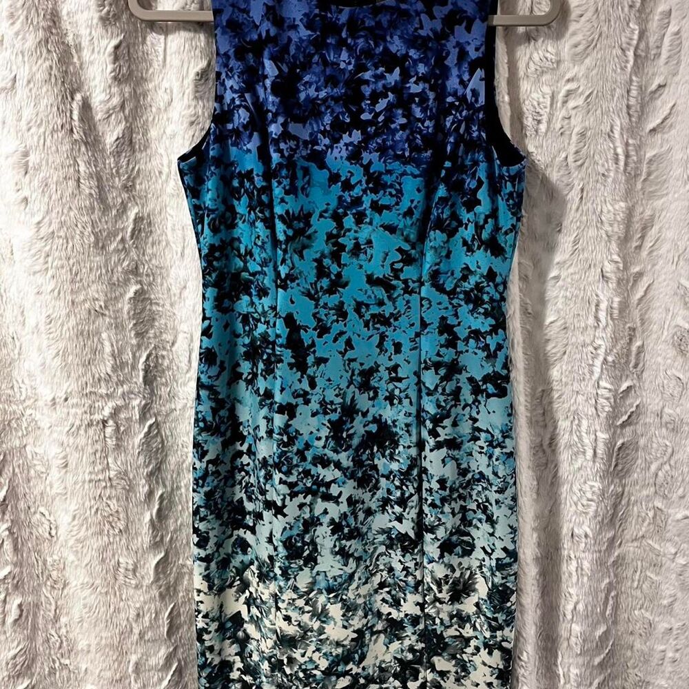 VINCE CAMUTO SIZE 8 Black, Blue, White Ombre sleeveless dress